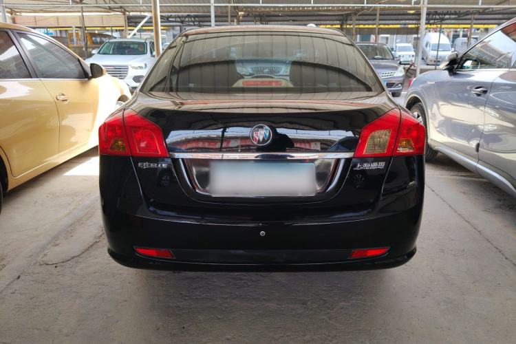 Used Buick Excelle 2015 1.5L Manual Classic Trim
