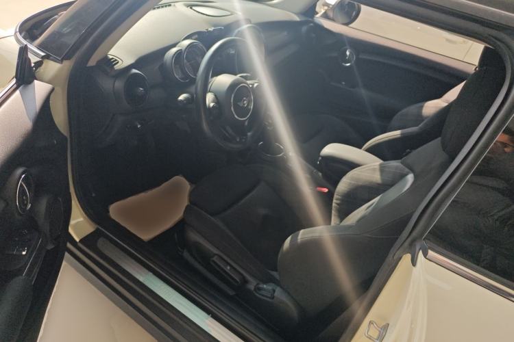 Used MINI MINI 2016 1.5T COOPER
