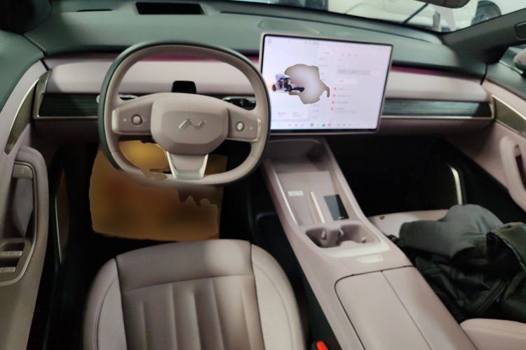 Used ONVO L60 2024 85 kWh Rear-Drive Version
