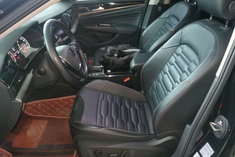 Used Volkswagen Passat 2020 330TSI Elite Edition China VI
