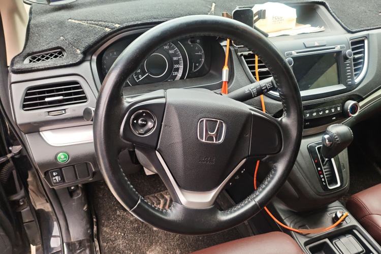 Used Honda CR-V 2016 2.0L two-wheel drive Urban Edition Steering Wheel