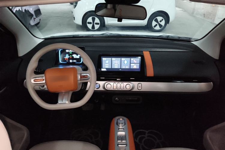 Used CHANGAN NEVO Lumin 2024 301km Orange Wind Edition
