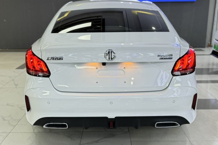 Used MG 5 2022 300TGI DCT Chao Yue Luxury Edition