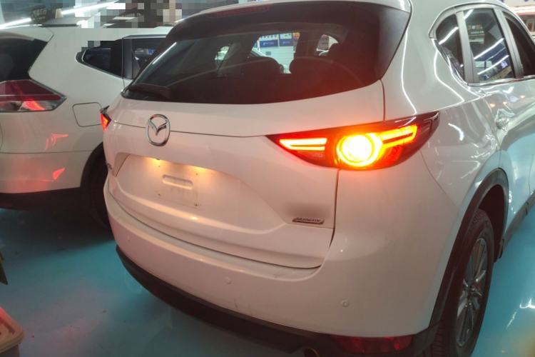 Used Mazda CX-5 2017 2.0L Automatic 2WD ZhiShang Trim China V Standard
