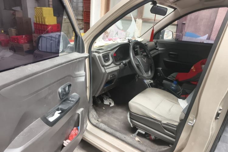 Used Wuling Hongguang V 2019 1.5L Jingqu Version China VI LAR Driver Seat