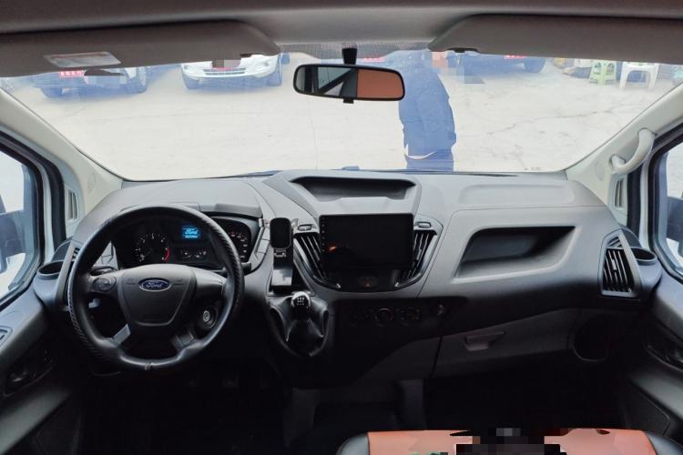 Used Ford Transit 2019 2.0T Diesel Multi-Purpose Commercial Vehicle Mid-Drive Mid-Roof 6-Seater China VI Standard
