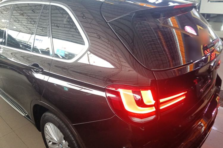 Used BMW X5 2017 xDrive28i
