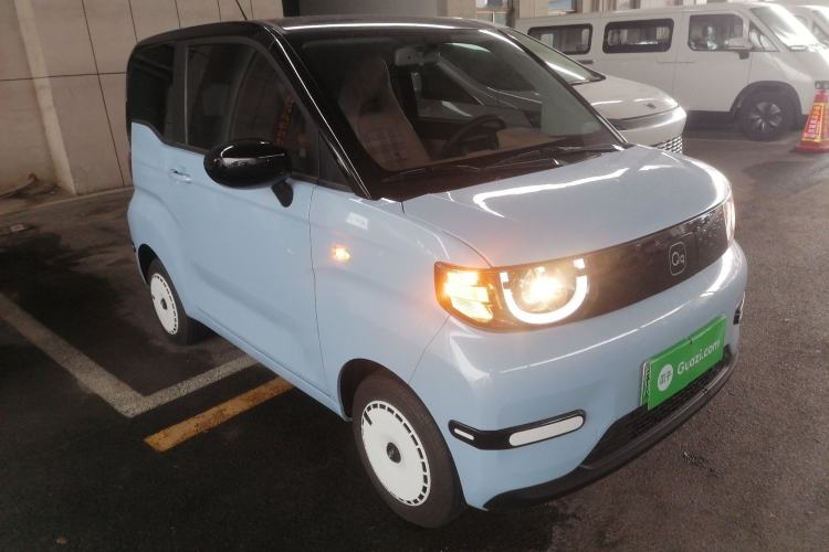 Used Chery QQ Ice Cream 2022 170km Sundae Phosphate Lithium-Ion Front Right 45 Deg