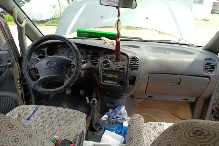 Used JAC Group Refine 2011 2.0L Shuttle Gasoline Comfort Edition HFC4GA3