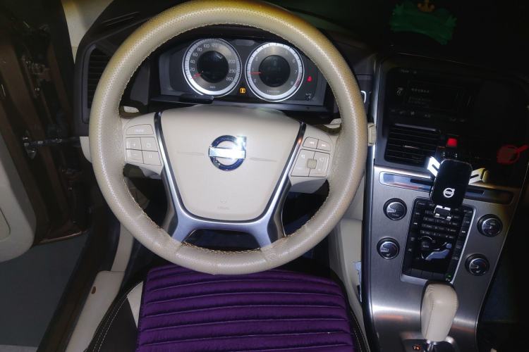 Used Volvo XC60 2012 T5 Zhiya Edition
