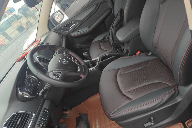 Used Baojun 560 2016 1.8L Manual Luxury Edition