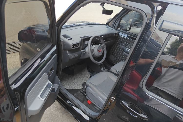 Used Wuling Zhiguang New Energy 2025 Comfort Model Driver Seat