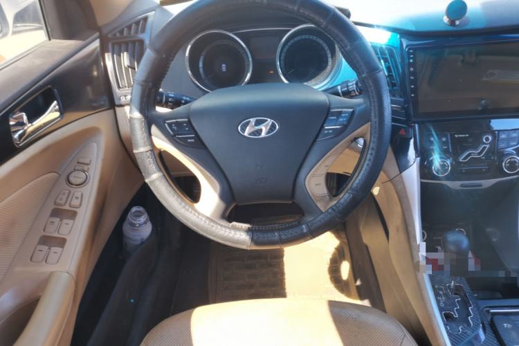 Used Hyundai Sonata 2011 2.0L Automatic Supreme Edition
