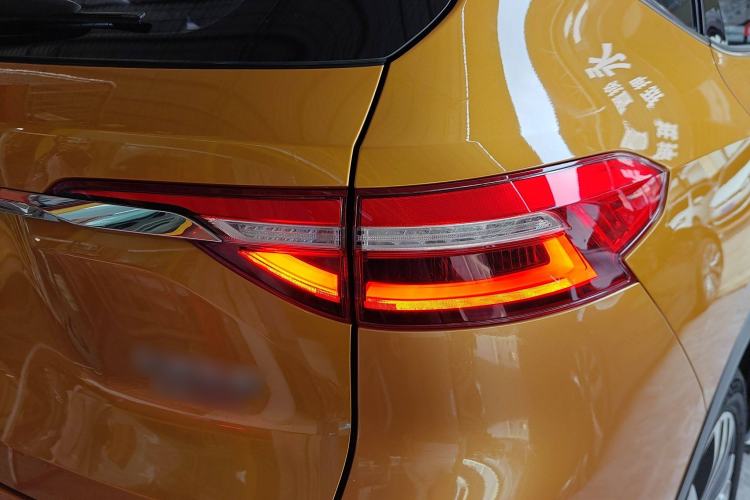 Used Haval F7 2019 2.0T Four-Wheel Drive 70th Anniversary Limited Edition
