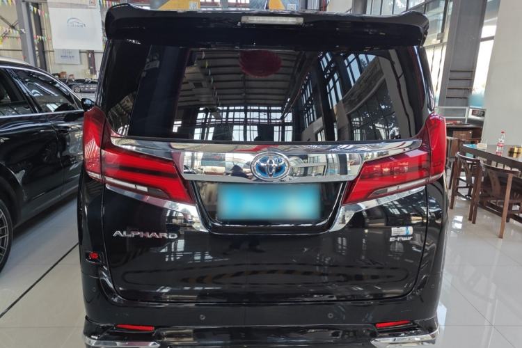 Used Toyota Alphard 2020 Dual-Engine 2.5L Luxury Edition
