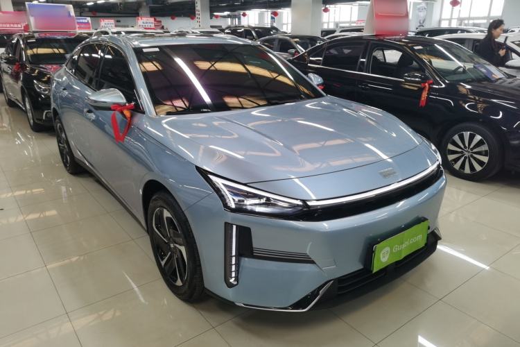 Used Geely Galaxy L6 2025 EM-i 140km Starship Edition Front Right 45 Deg