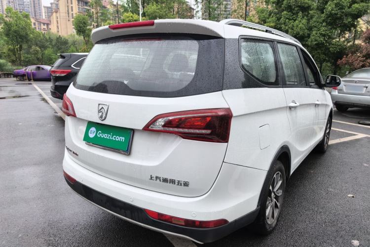 Used Baojun 730 2019 1.5T Manual Fashion Model 7-seater China VI