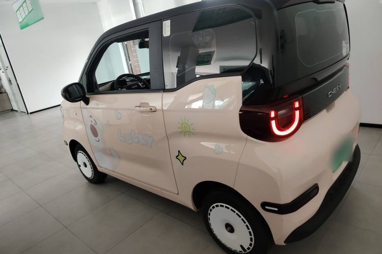 Used Chery QQ Ice Cream 2022 170km Sundae Phosphate Lithium-Ion