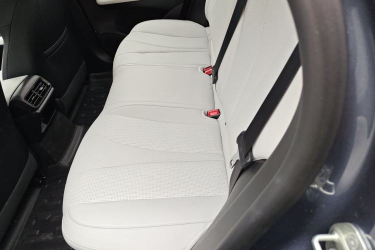 Used BYD Seal 05 DM-i 2025 DM-i Intelligent Drive 120KM Flagship Model Left Rear Seat