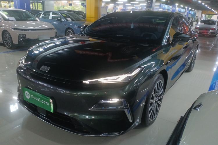 Used Geely Galaxy 8 2025 130km EM-P Starship Edition