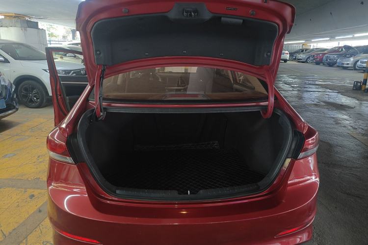 Used Hyundai Elantra (6th Generation / Lingdong) 2016 1.6L Automatic ZhiXuan – Elite Version Trunk