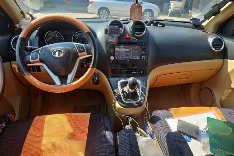 Used Haval H6 2013 Upgraded Model 1.5T Manual Two-Wheel Drive Elite Version
