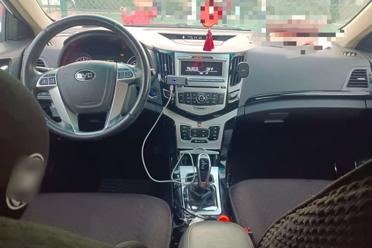 Used BYD e5 2016 300 Luxury Edition
