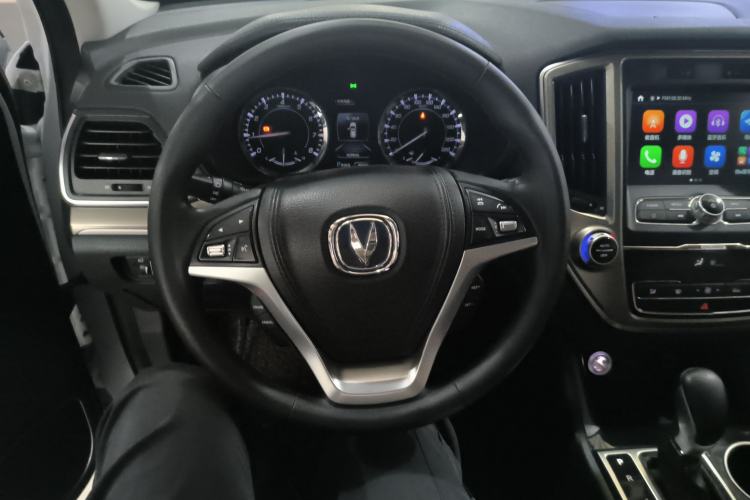 Used Changan CS95 2017 2.0T Two-Wheel Drive Zhitu Edition