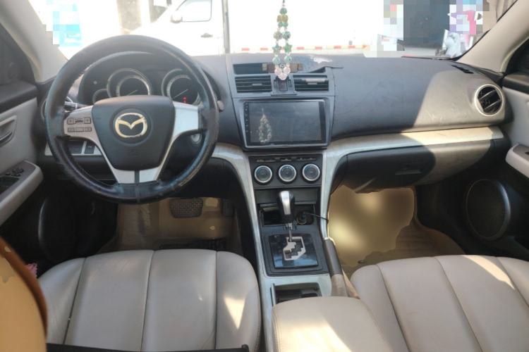 Used Mazda 6 2010 2.0L Automatic Luxury Edition Center Console
