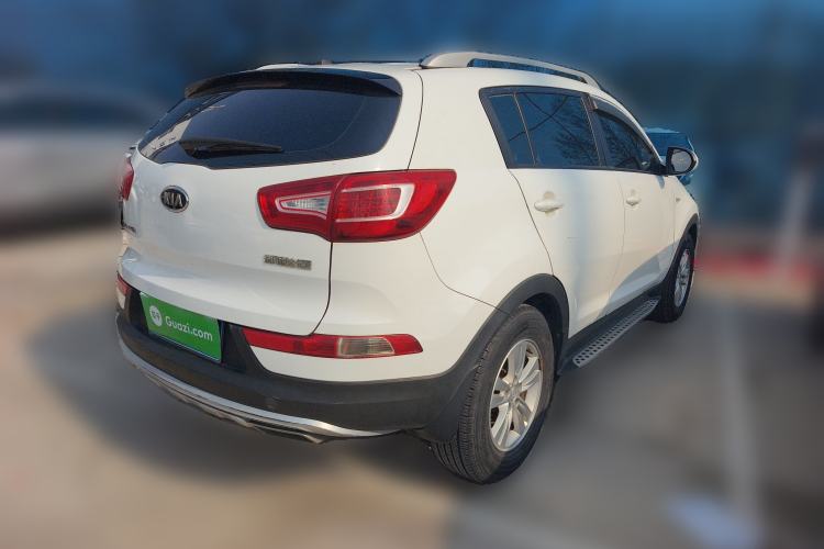 Used Kia Sportage R 2012 2.0L Manual Two-Wheel Drive GL Trim

