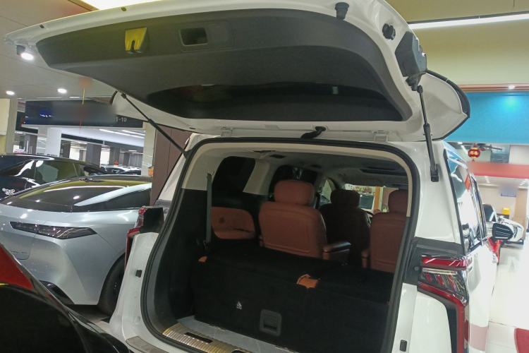 Used SAIC MAXUS Dajia 9 2024 Super Hybrid Long-Range Prairie Edition 7-Seater
