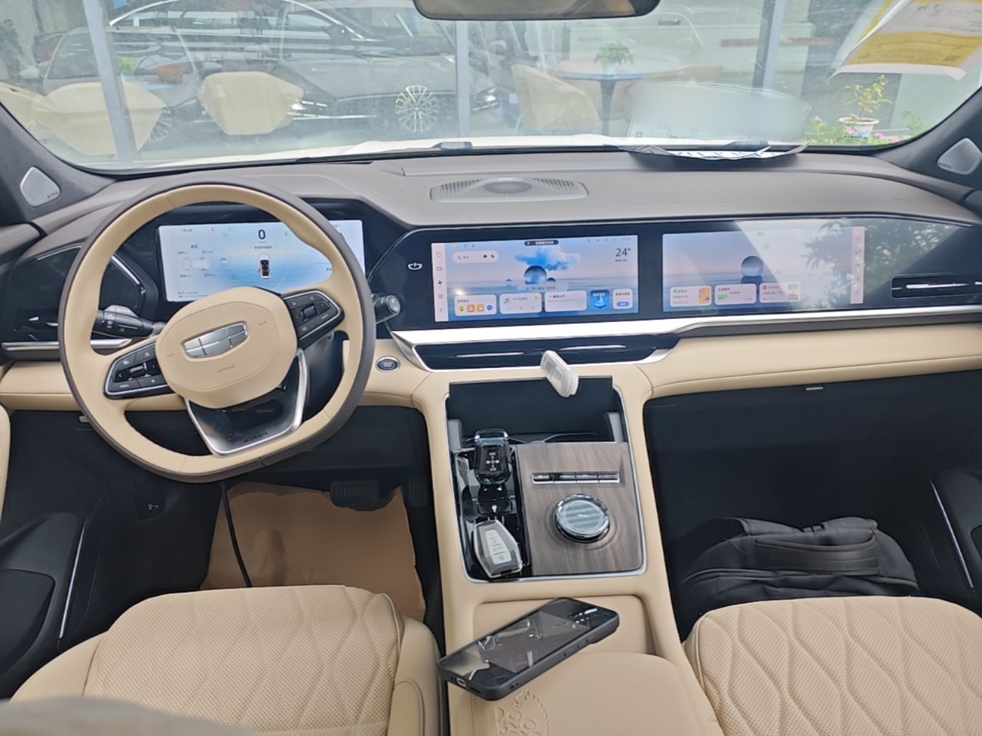 Geely Auto Monjaro L 2025 Dongfang Yao 2.0TD Automatic Lanxing Edition — снимка 12