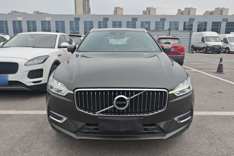 Used Volvo XC60 2021 T5 4x4 Smart Luxury Edition Front