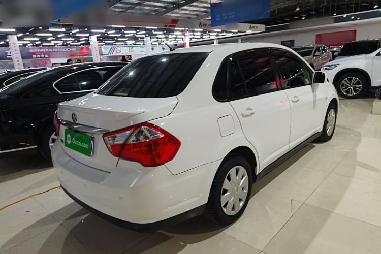 Used Venucia D50 2014 1.6L Manual Splendid Edition
