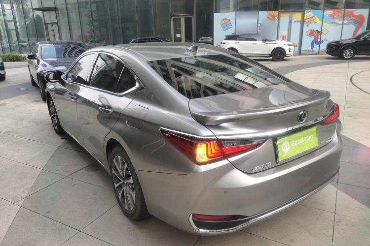 Used Lexus ES 2022 200 Excellence Edition