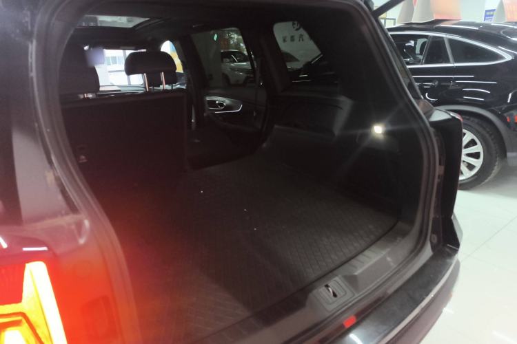 Used GAC Trumpchi GS8 2025 Linghang Series 2.0 TGDI Two-Wheel-Drive Luxury Edition 5 Seats