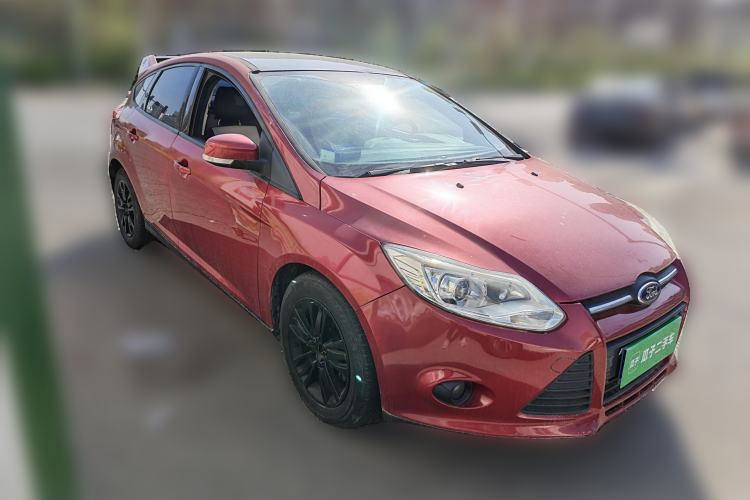 Used Ford Focus 2012 Hatchback 1.6L Automatic Comfort Model Front Right 45 Deg