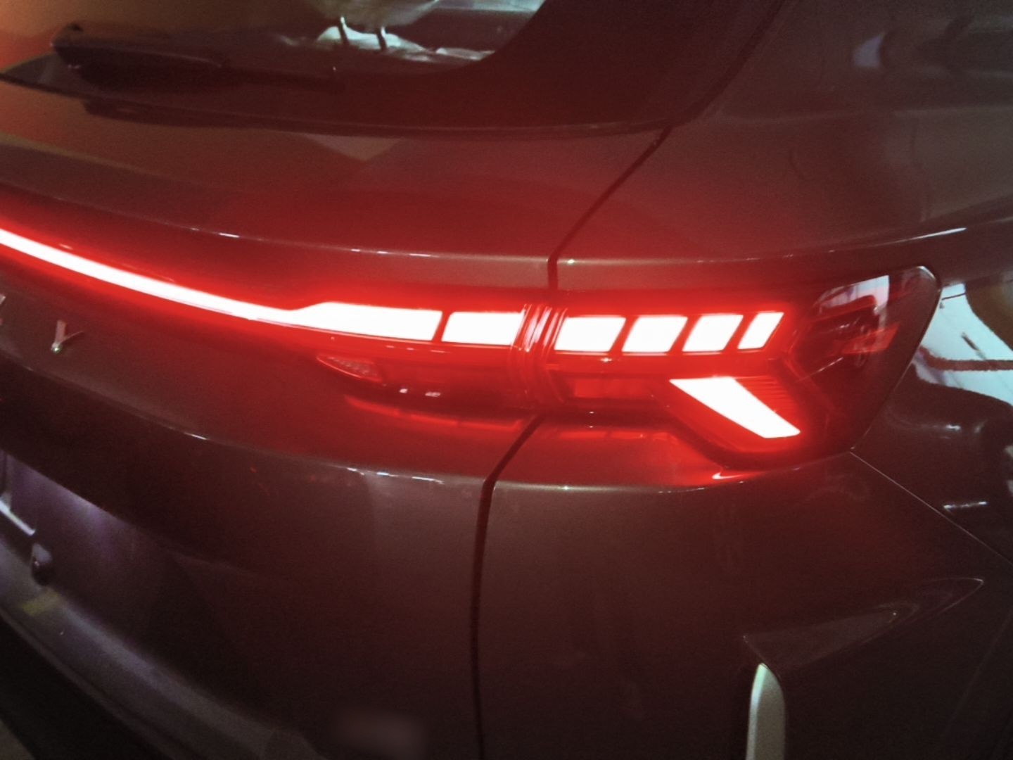 Geely Auto Coolray 2025 Bin Yue L 1.5TD DCT Beyond Edition — снимка 9