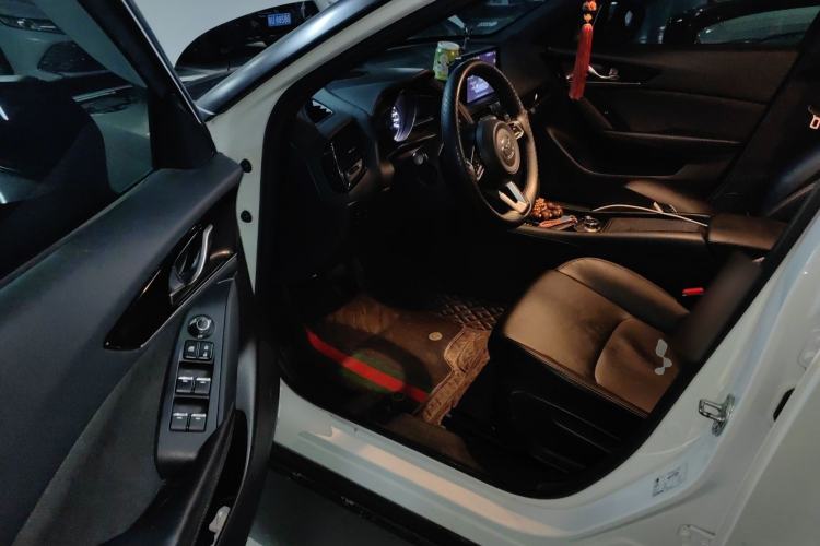 Used Mazda CX-4 2021 2.0L Automatic Two-Wheel Drive Blue Sky Dynamic Edition