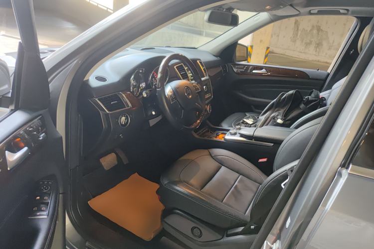 Used Mercedes-Benz M-Class 2014 ML 400 4MATIC Luxury Model