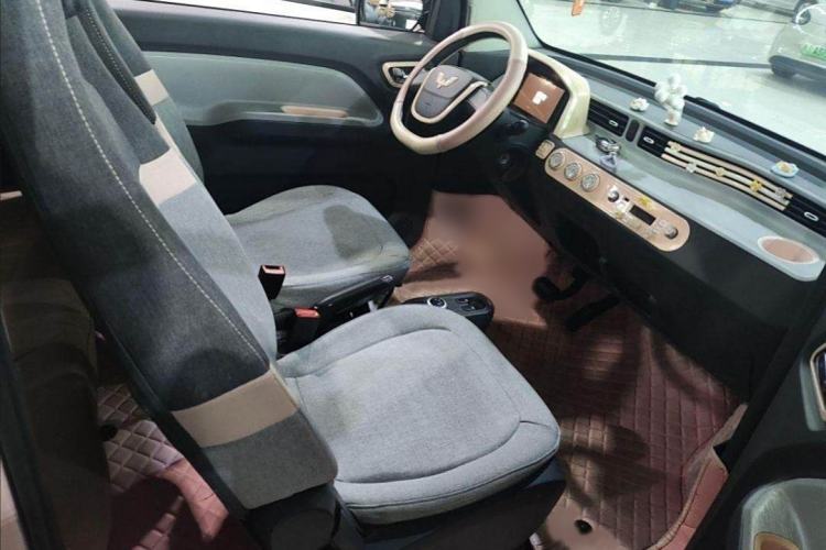 Used Wuling Hongguang MINIEV 2022 Macaron Premium Model – Lithium Iron Phosphate