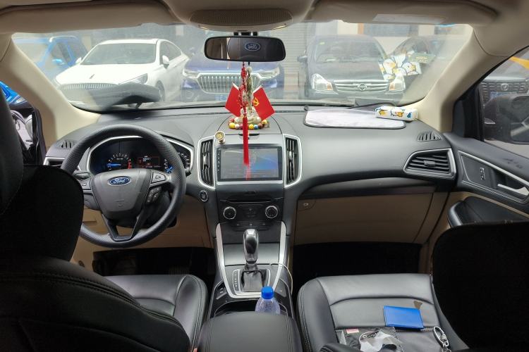 Used Ford Edge 2016 EcoBoost 245 Two-Wheel-Drive Titanium 5-Seater
