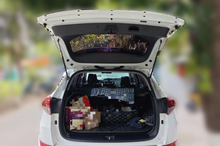 Used Hyundai Tucson 2018 1.6T Dual-Clutch Two-Wheel Drive 15th Anniversary Special Edition Trunk