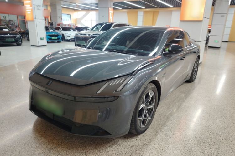 Used Lynk & Co Z10 2025 95 kWh 766 km Range Rear-Wheel Drive Max