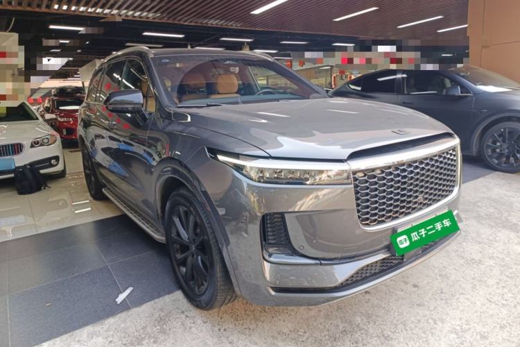 Used Li Auto ONE 2021 Extended-Range 6-Seater Version Front Right 45 Deg