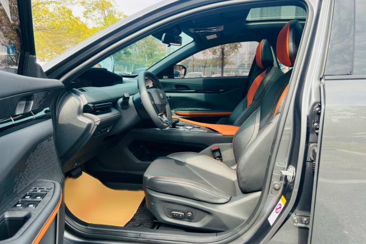 Used Changan UNI-V iDD 2023 ZhiDian iDD 1.5T 113km ZhiKu Model