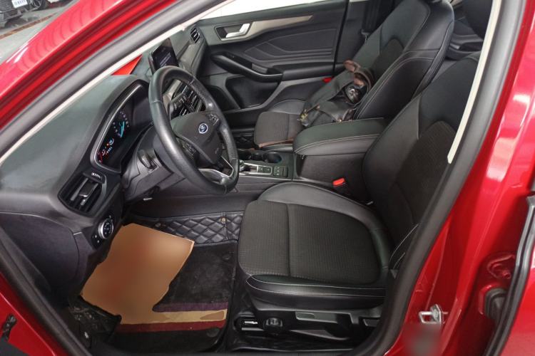 Used Ford Focus 2020 Hatchback EcoBoost 180 Automatic Trend Edition Left Front Seat