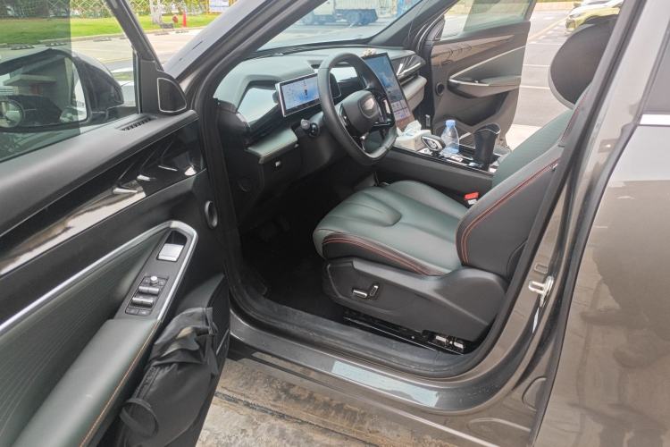 Used Geely Auto Emgrand X7 Sport 2024 1.5TD Smart Connect+ Driver Seat