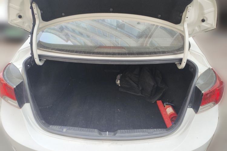 Used Hyundai Elantra (5th Generation / Langdong) 2015 1.6L Automatic Leading Model Trunk