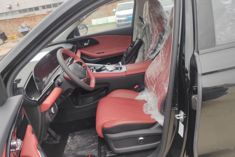 Used EXEED Stellar C-DM 2024 1.5T Long-Range Pro
